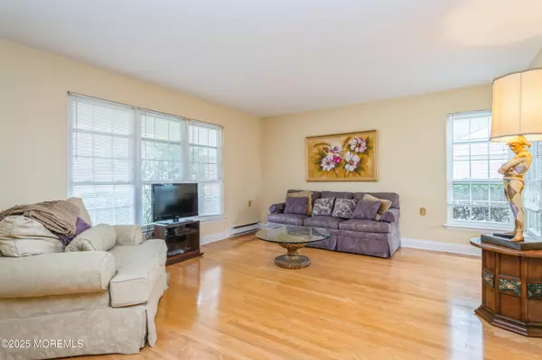 Manchester, NJ 08759,29 Woodstock Lane