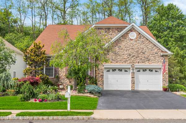 208 Bradwick Way, Marlboro, NJ 07746