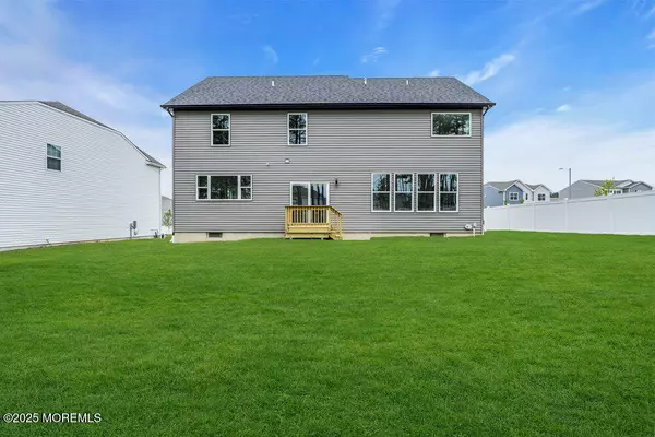 Barnegat, NJ 08005,12 Outsail Avenue