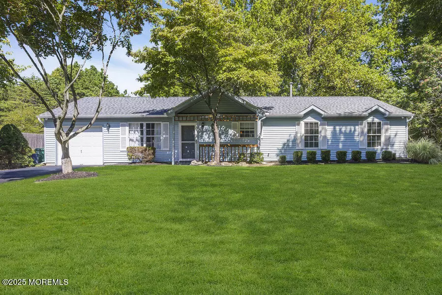 584 Brewers Bridge Road, Jackson, NJ 08527