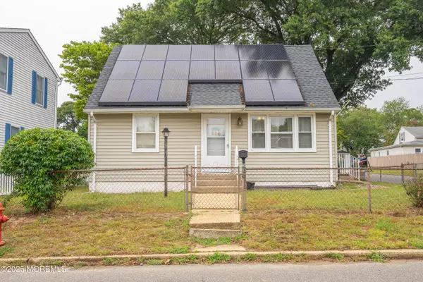 59 Thorne Place, Hazlet, NJ 07734
