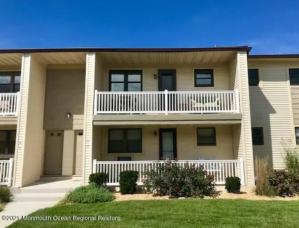 Monmouth Beach, NJ 07750,54 Wharfside Drive #54