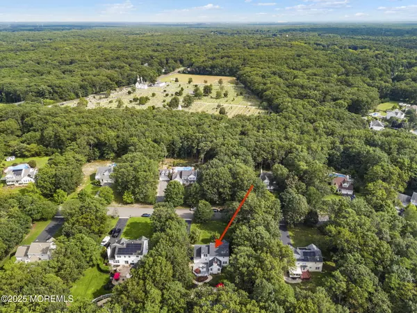 Jackson, NJ 08527,37 Green Tree Drive