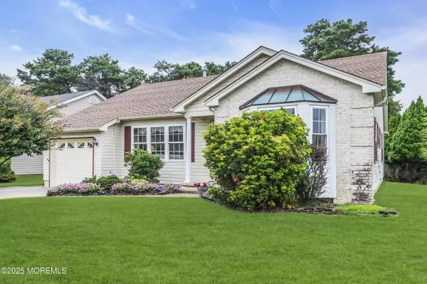 Toms River, NJ 08757,122 Westport Drive