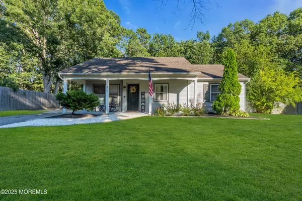 Barnegat, NJ 08005,15 Chestnut Way Circle