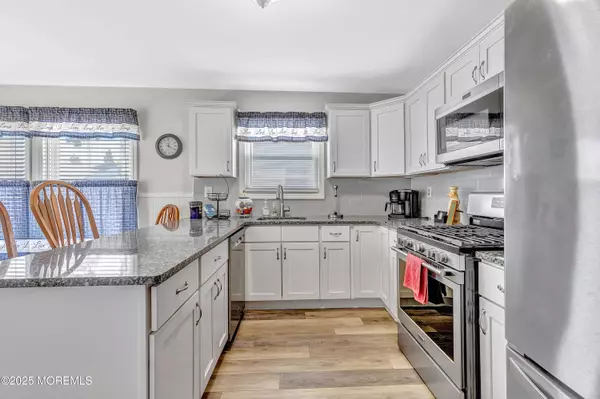 25 San Carlos Street, Toms River, NJ 08757