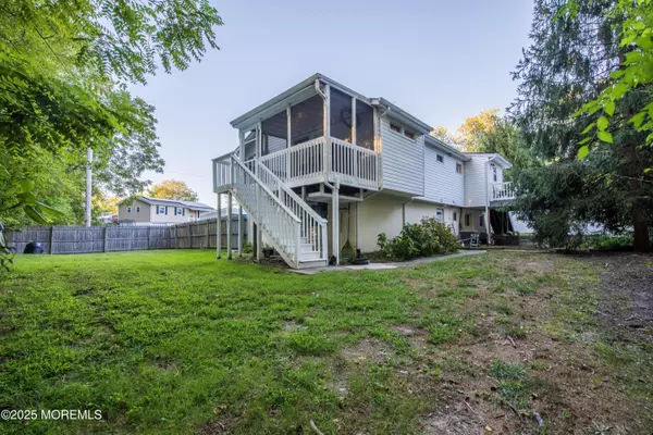 Jackson, NJ 08527,22 Dina Place