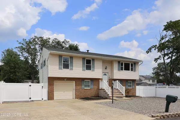 Brick, NJ 08723,329 Georgia Drive
