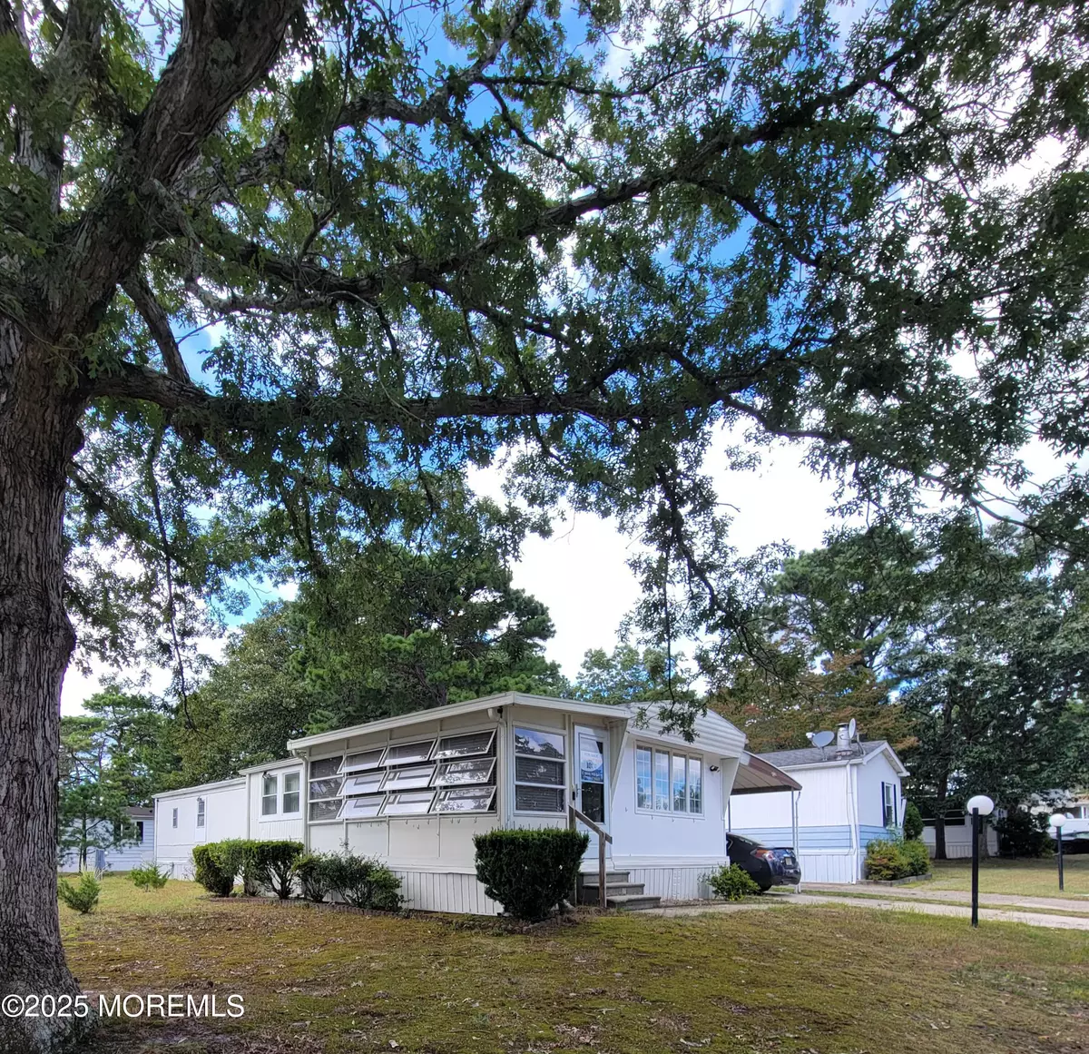 Barnegat, NJ 08005,19 Susan Drive