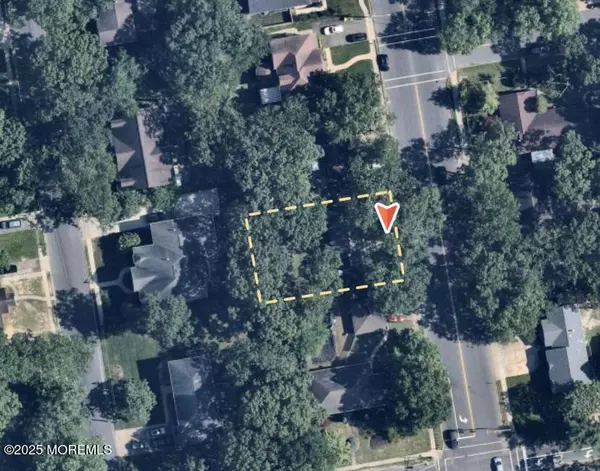 Lakewood, NJ 08701,1418 Forest Avenue