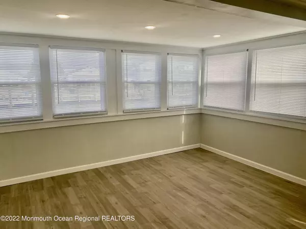 Bayville, NJ 08721,209 Pine Drive