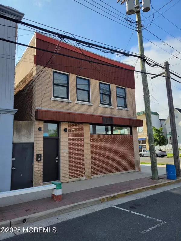 Asbury Park, NJ 07712,700 Summerfield Avenue
