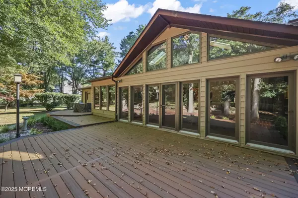 Manalapan, NJ 07726,148 Mccaffery Road