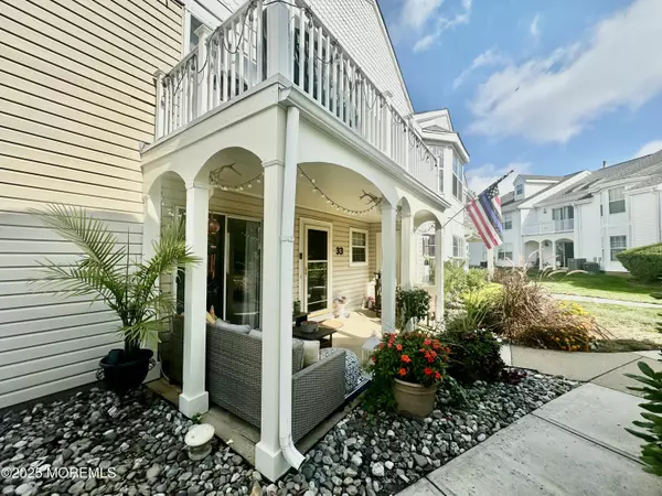 Freehold, NJ 07728,33 Tulip Lane