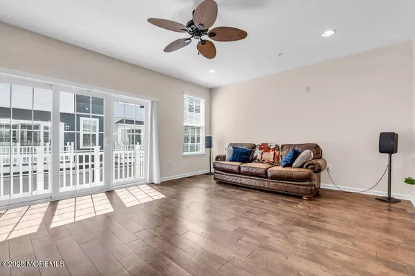 Asbury Park, NJ 07712,600 Grand Avenue #7C