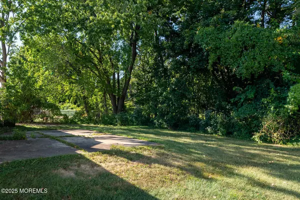 Hazlet, NJ 07730,16 Moak Drive