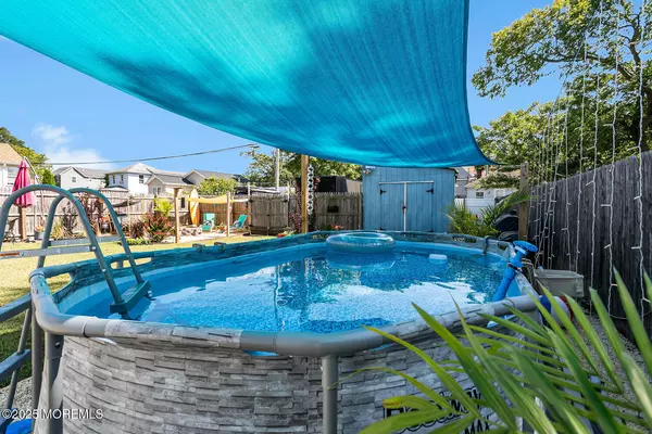 Keansburg, NJ 07734,52 Roland Street