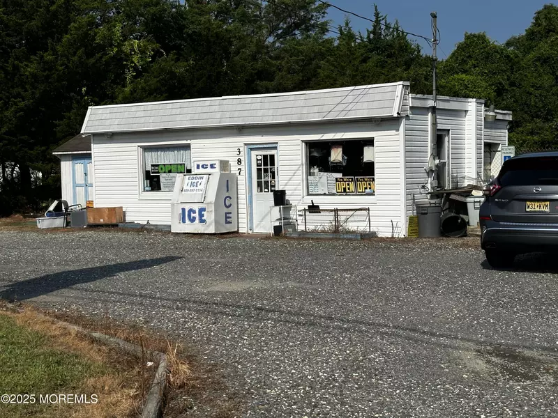 387 Main Street, West Creek, NJ 08092