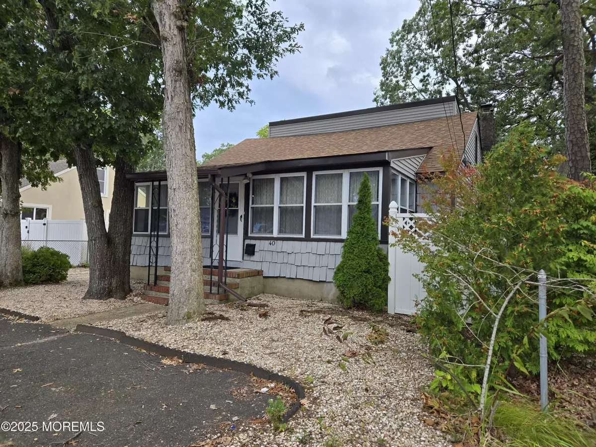 Brick, NJ 08723,40 Red Wing Avenue