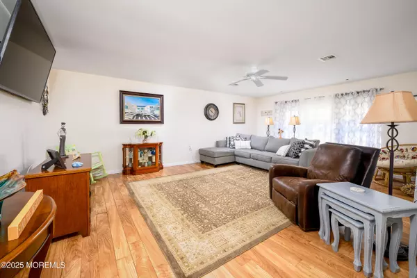 Lakewood, NJ 08701,1161 Argyll Circle