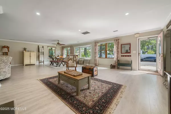 Pine Beach, NJ 08741,315 Tudor Avenue