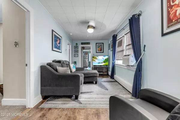 Keyport, NJ 07735,816 Arbordale Drive