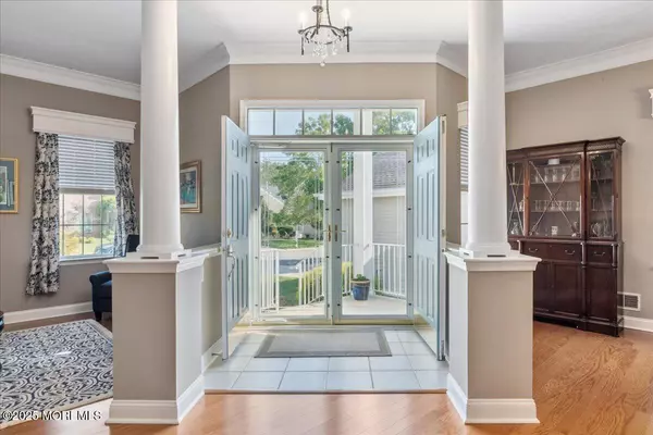 Jackson, NJ 08527,44 Baltusrol Drive