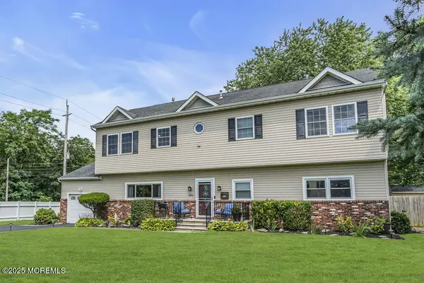 Belford, NJ 07718,551 Chester Parkway