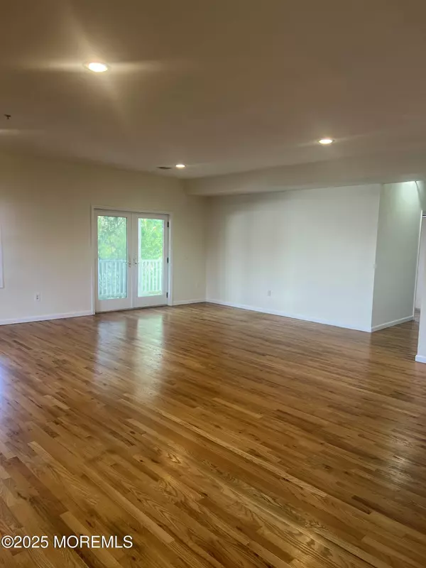 Asbury Park, NJ 07712,505 Summerfield Avenue #202