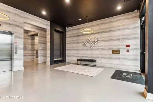 Asbury Park, NJ 07712,521 Lake Avenue #311