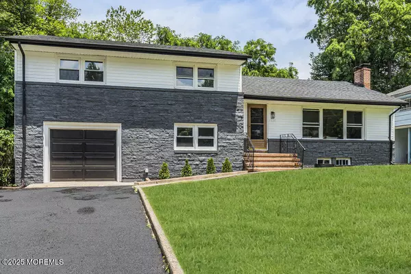 Ewing, NJ 08618,1528 Stuyvesant Avenue