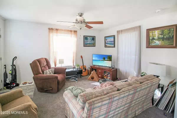 Manchester, NJ 08759,14 Muskrat Place
