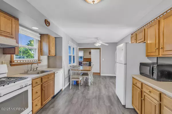 Jackson, NJ 08527,17 Neal Street