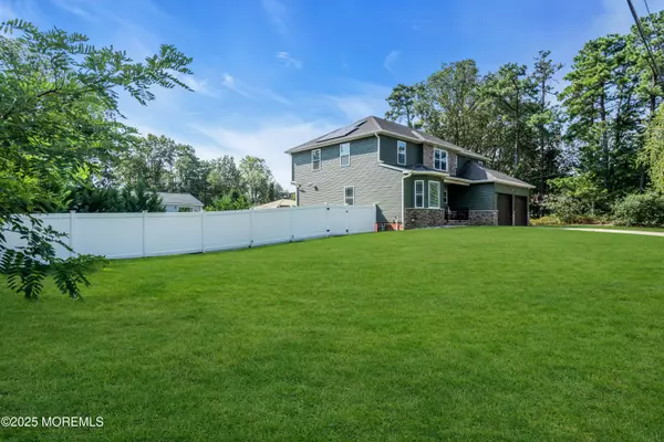 Toms River, NJ 08757,1816 7th Avenue