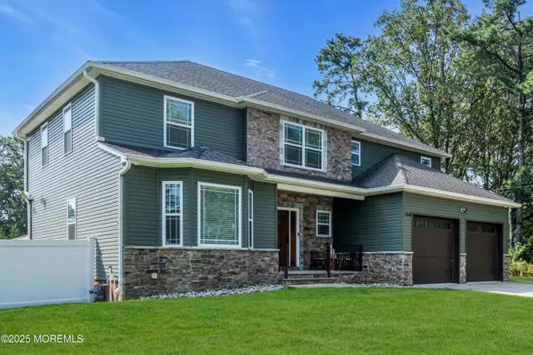 Toms River, NJ 08757,1816 7th Avenue