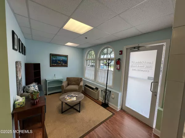 Bradley Beach, NJ 07720,2 Main Street #4