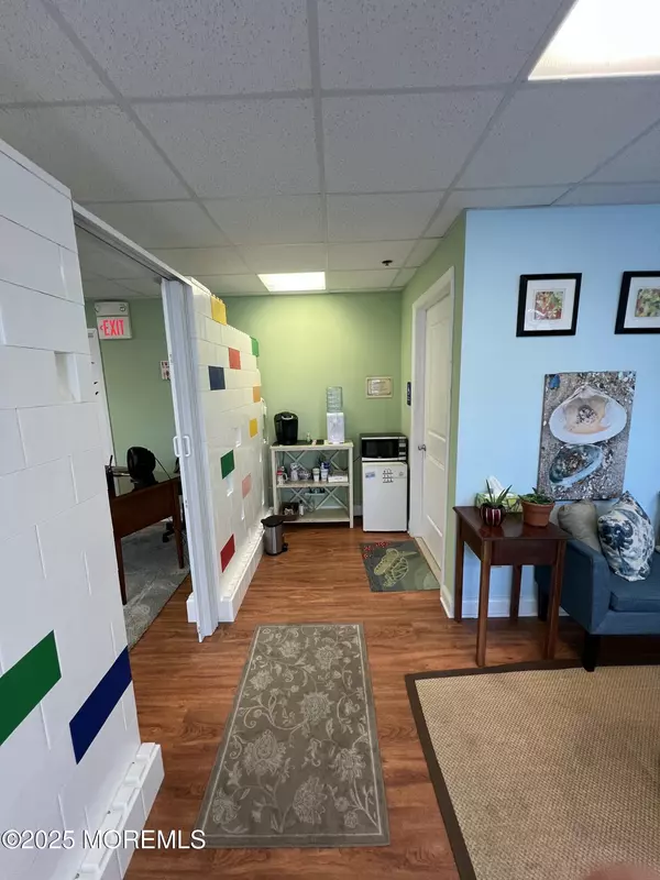 Bradley Beach, NJ 07720,2 Main Street #4