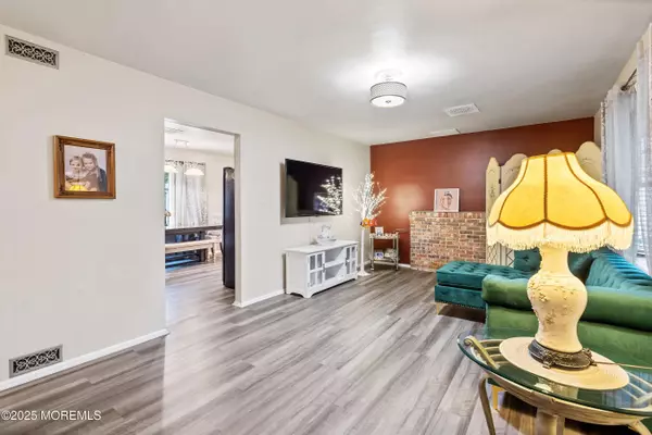 Manahawkin, NJ 08050,1034 Buccaneer Lane