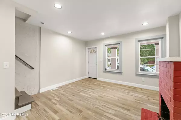 Hamilton, NJ 08610,218 Sewell Avenue