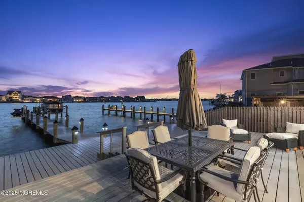 Toms River, NJ 08753,505 Bayview Drive