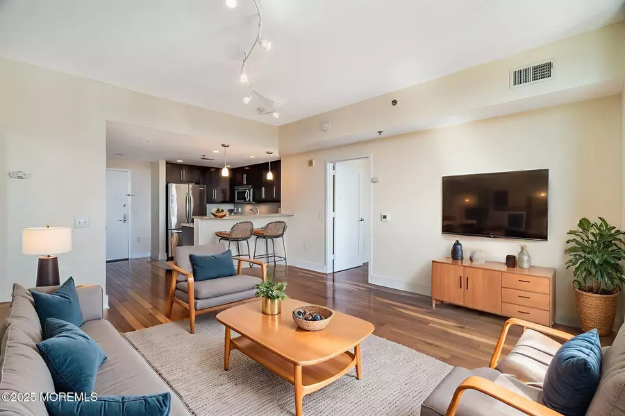 800 Jackson Street #604, Hoboken, NJ 07030