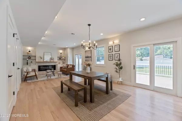 Oakhurst, NJ 07755,240 Highwood Road