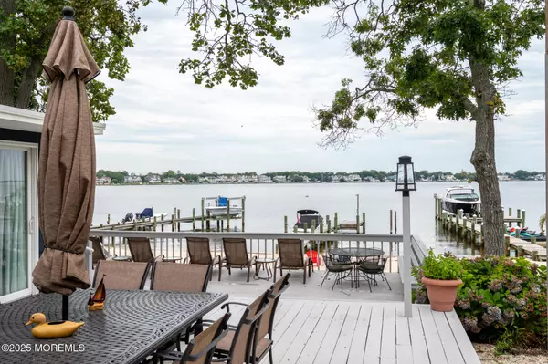 Brick, NJ 08723,82 E View Drive