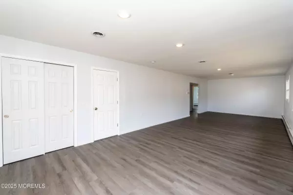 Toms River, NJ 08757,11 La Terraza Drive