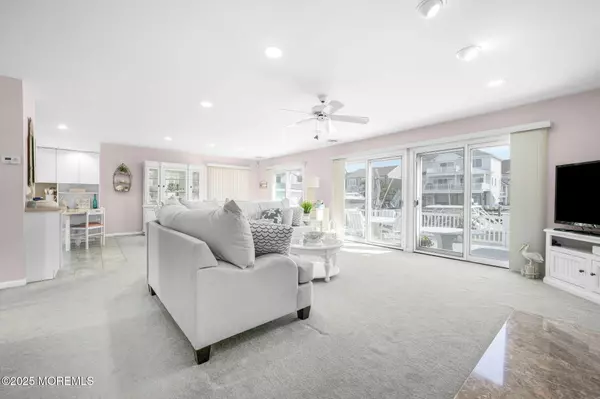 Lavallette, NJ 08735,366 Fort Meyers Court