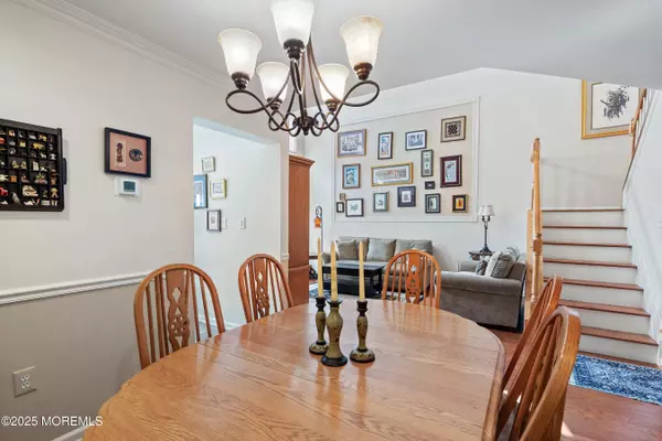 Holmdel, NJ 07733,8 Stagecoach Drive #13
