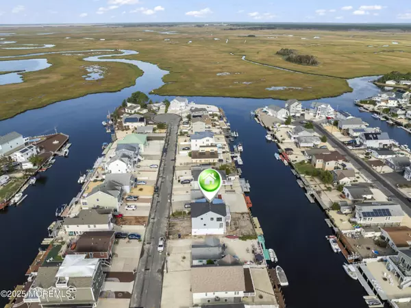 Little Egg Harbor, NJ 08087,28 W Navasink Drive