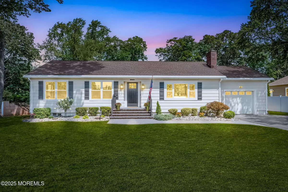 Lincroft, NJ 07738,1276 W Front Street