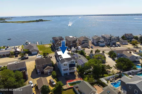 Lavallette, NJ 08735,152 Pershing Boulevard