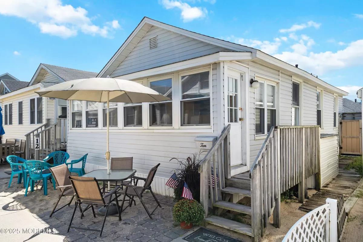 Point Pleasant Beach, NJ 08742,10 Brunswick Place